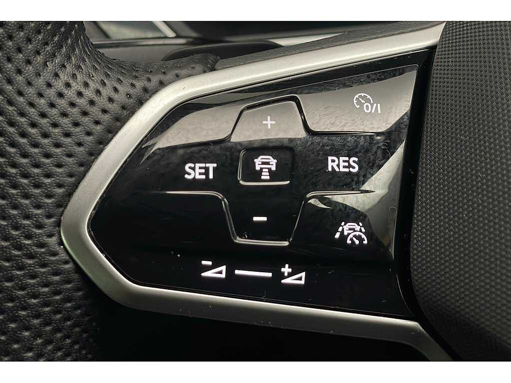 Volkswagen Tiguan 1.5 TSI (150ps) R-Line EVO DSG